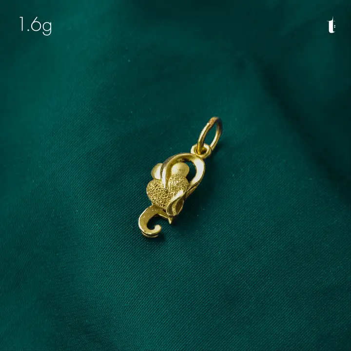 Yellow Gold Contemporary Locket design 6 by TAHERI