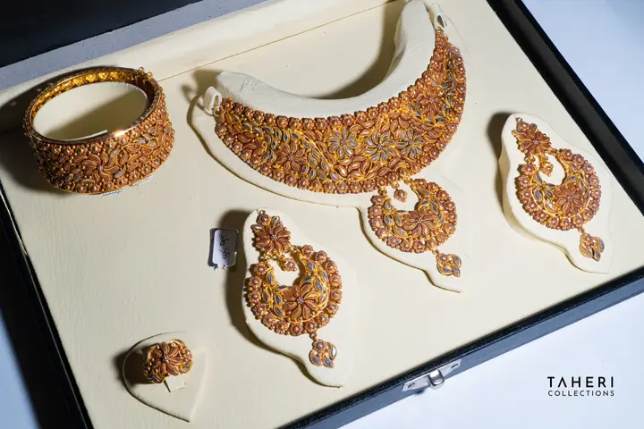 Yellow Gold Gold Set design 15 by TAHERI