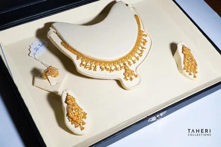 Yellow Gold Gold Set with Cubic Zirconia design 18 by TAHERI