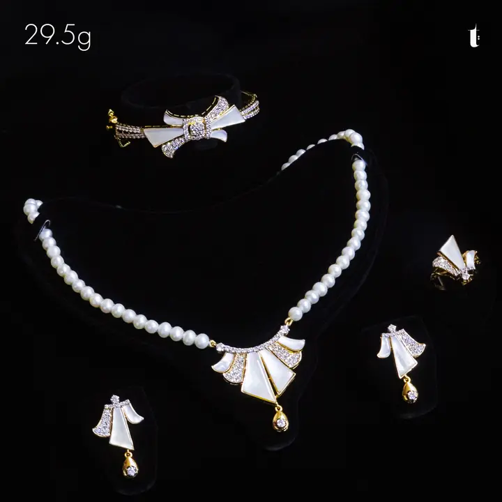 Two-Tone String Set with Pearl design 1 by TAHERI