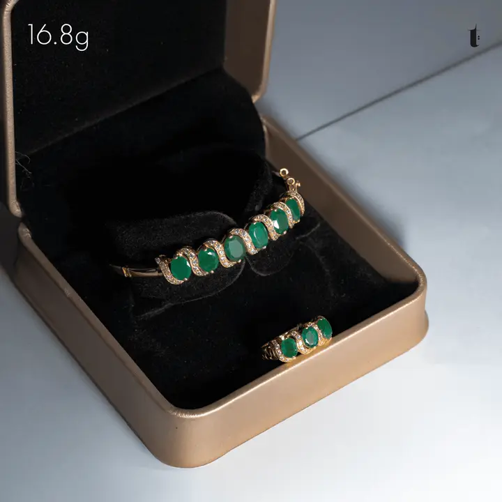 Yellow Gold Bangle & Ring with Emerald design 14 by TAHERI