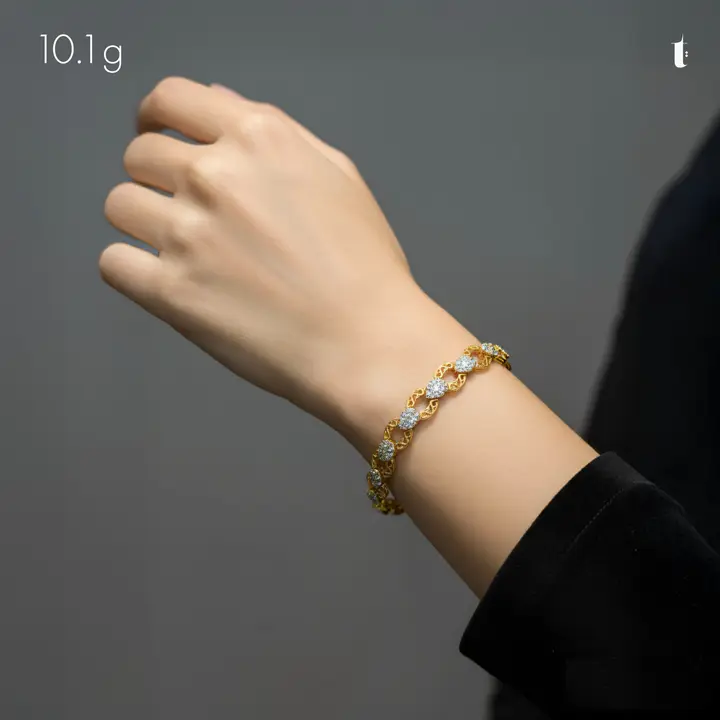 Yellow Gold Bracelet with Cubic Zirconia design 1 by TAHERI