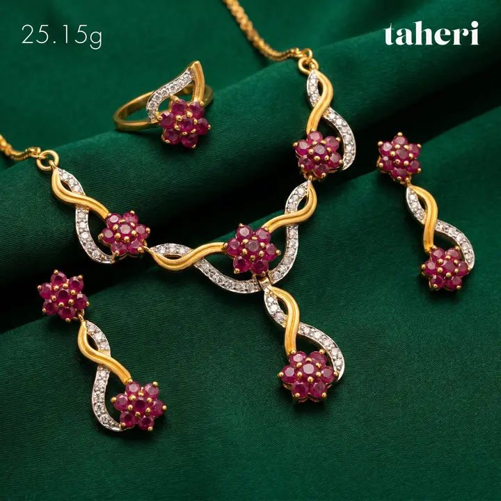 Investment gold jewellery piece 3 by TAHERI