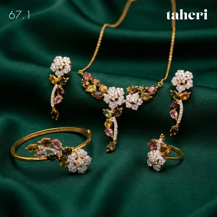 Investment gold jewellery piece 13 by TAHERI